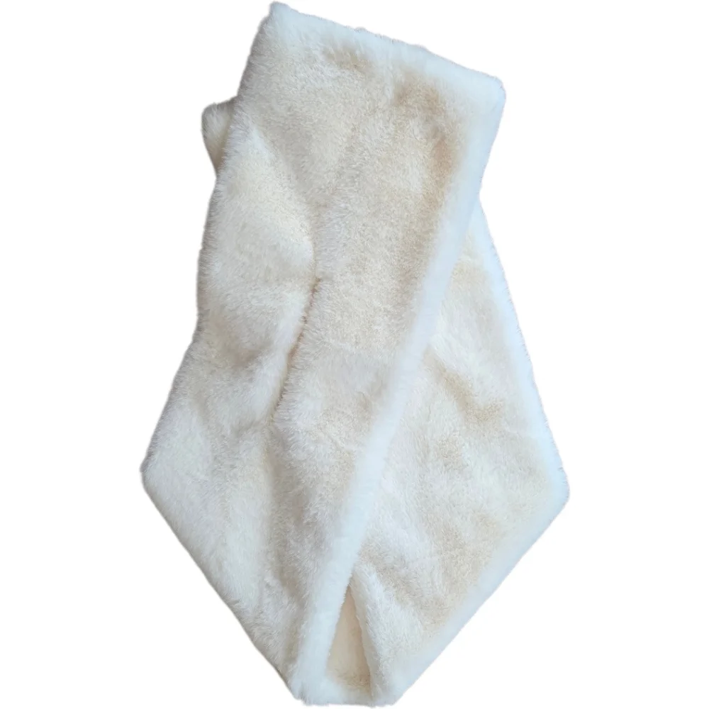 Apparis Bambi Faux Fur Winter White Pull Through Rectangle Scarf